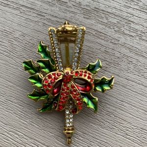 Christopher Radko Holiday Lantern pin/brooch. Gold Tone